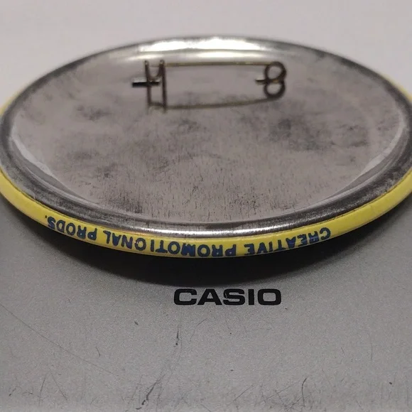 Moors Booter Club Yellow Pin - Picture 5 of 6